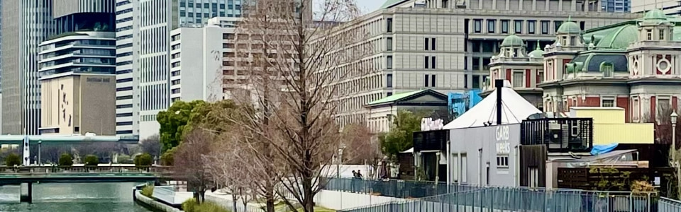 中之島で居酒屋のおすすめを探すなら、鮮度自慢の海鮮と洗練された空間が夜を彩ります